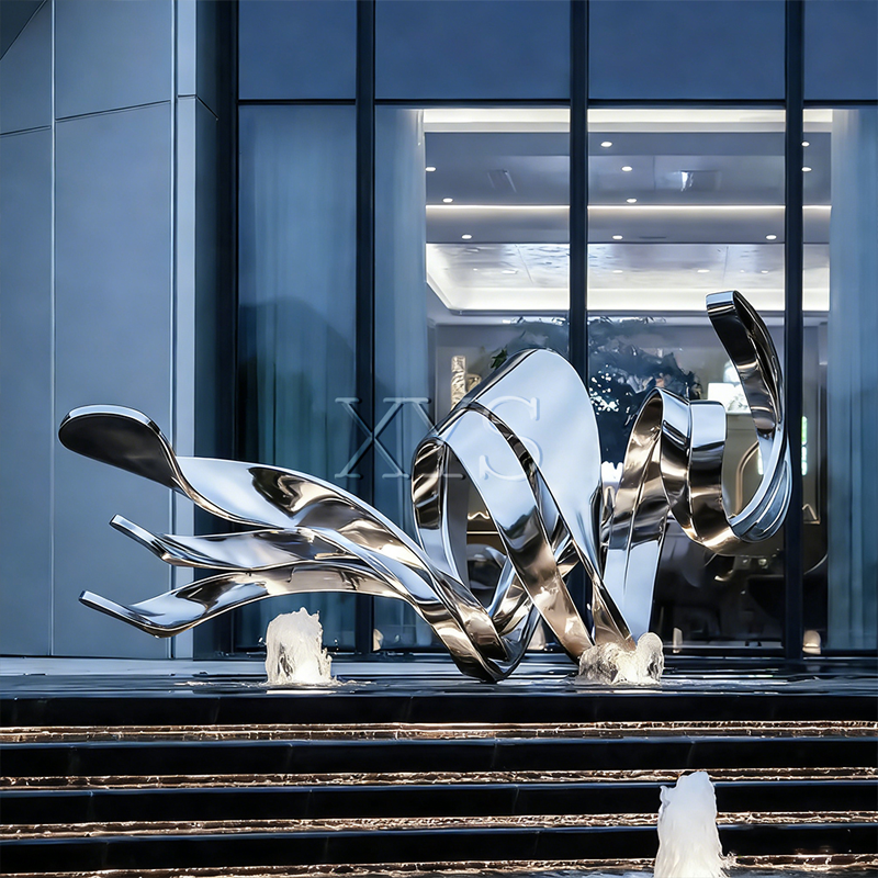 Escultura de elemento acuático con cinta de espejo Starstream