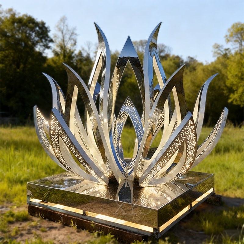 Escultura de loto iluminada con espejo de luz de loto