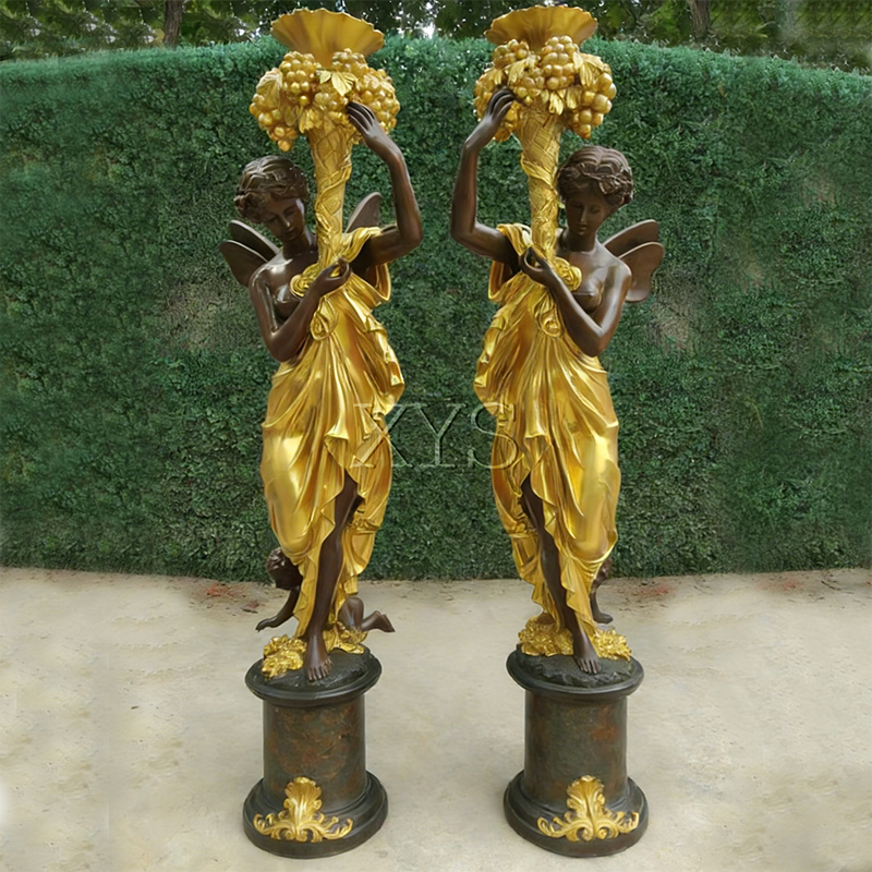 Escultura de lámpara de pie de hada dorada de bronce