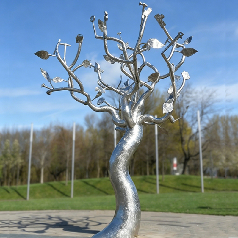 Escultura de acero inoxidable del árbol de la fortuna con llave y moneda
